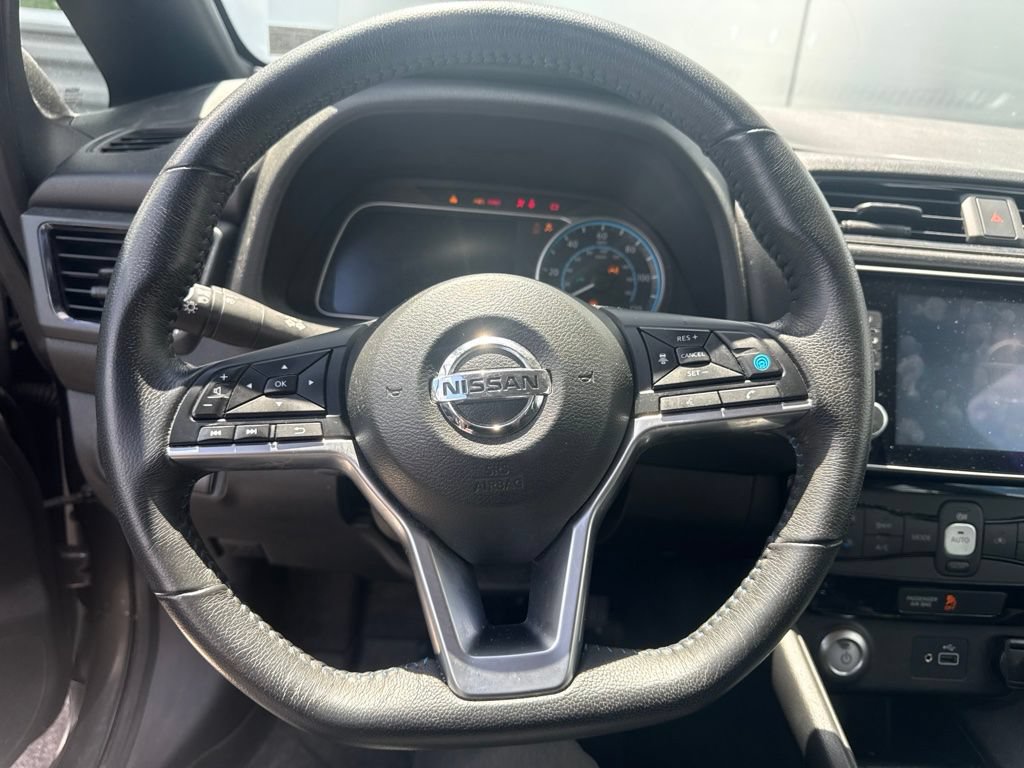 Used 2019 Nissan Leaf SV Plus w/ SV Plus Technology Package FWD image 12