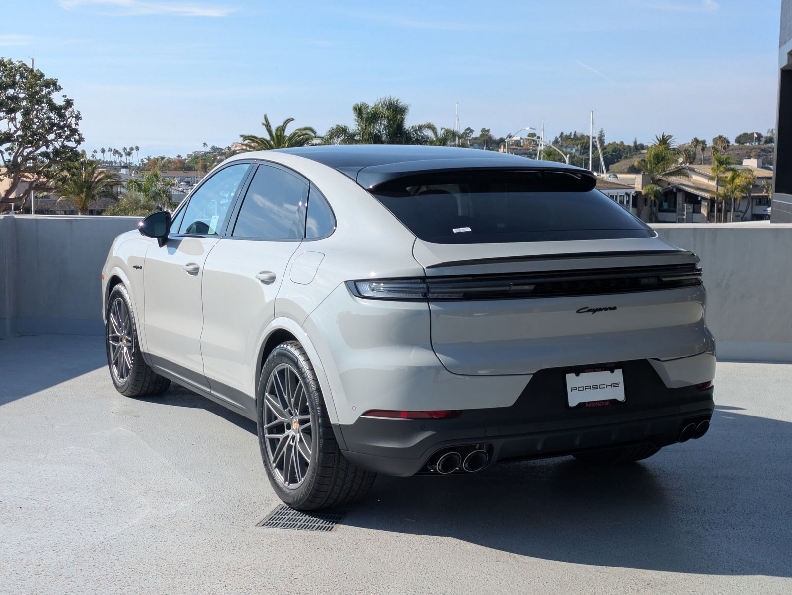 New 2026 Porsche Cayenne E-Hybrid image 3