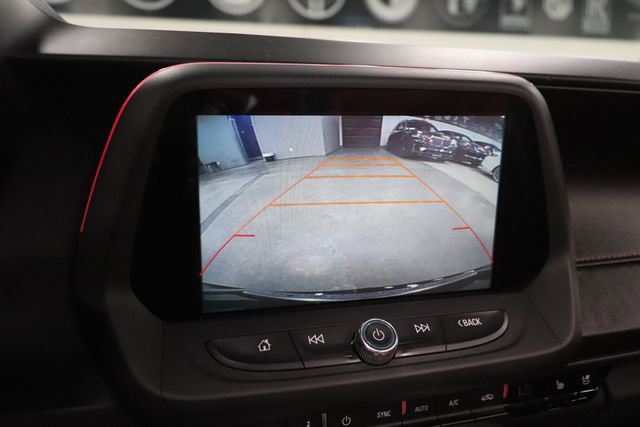 Used 2017 Chevrolet Camaro LT RWD image 39