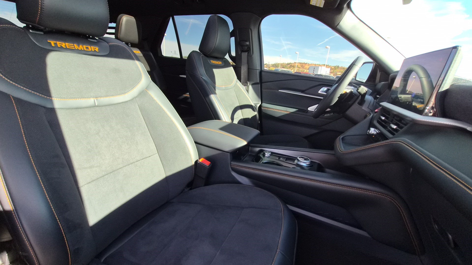 Used 2026 Ford Explorer Tremor w/ Tremor Ultimate Package AWD/4WD image 30