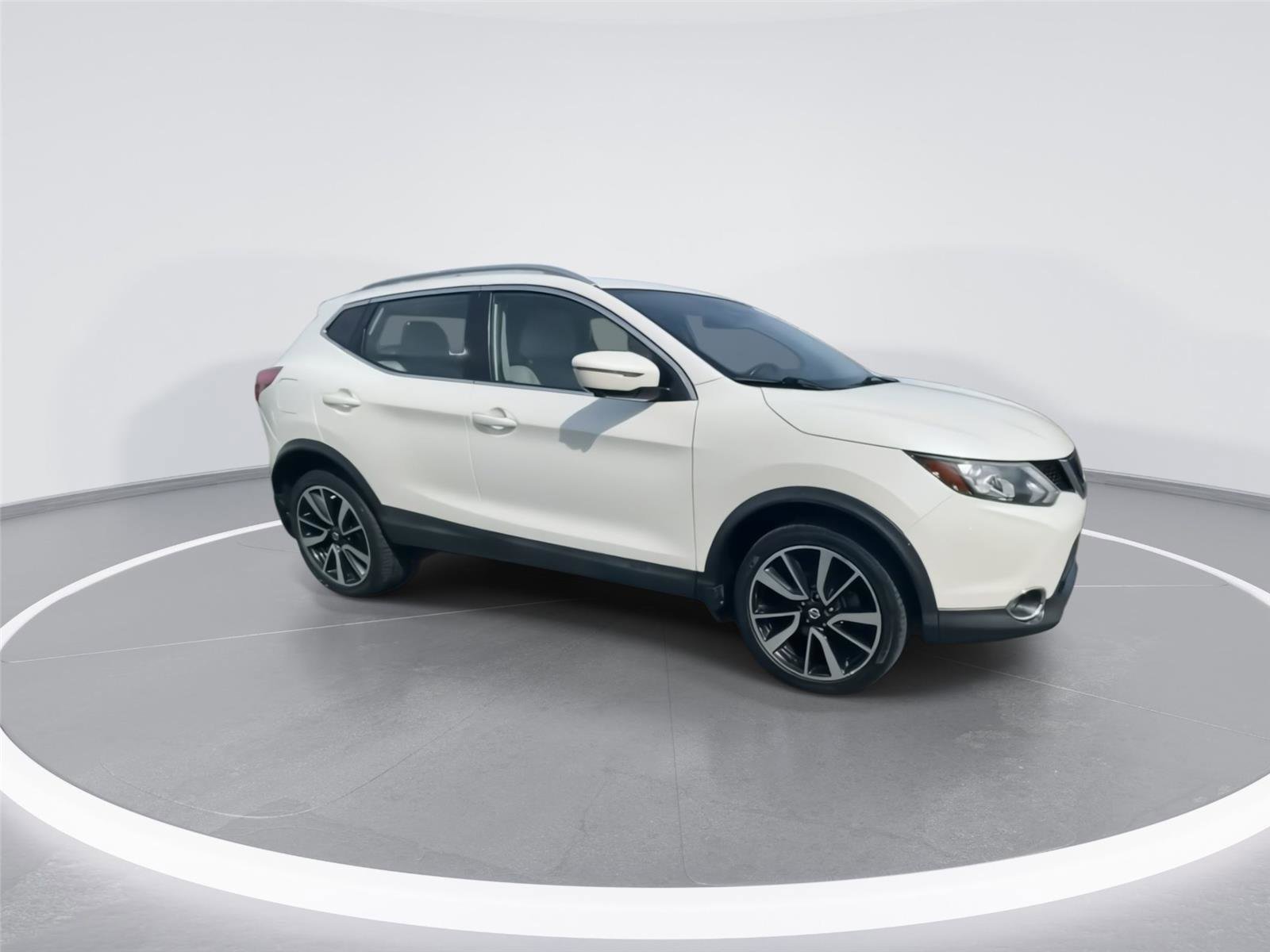 Used 2018 Nissan Rogue Sport SL w/ SL Premium Package image 9