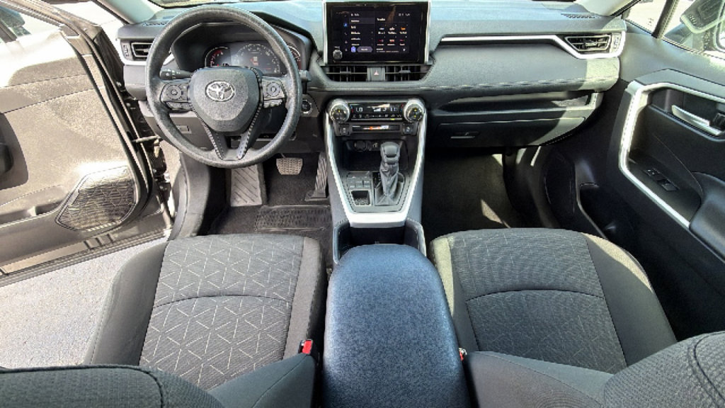 Certified 2025 Toyota RAV4 XLE AWD/4WD image 26