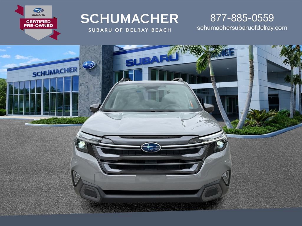 Used 2025 Subaru Forester Limited AWD/4WD image 2