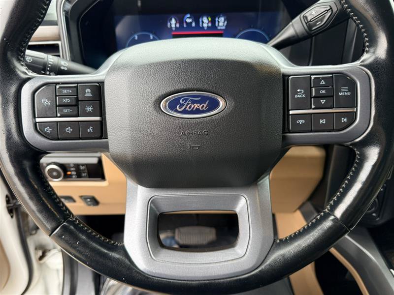 Used 2023 Ford F350 Lariat w/ Lariat Ultimate Package AWD/4WD image 36