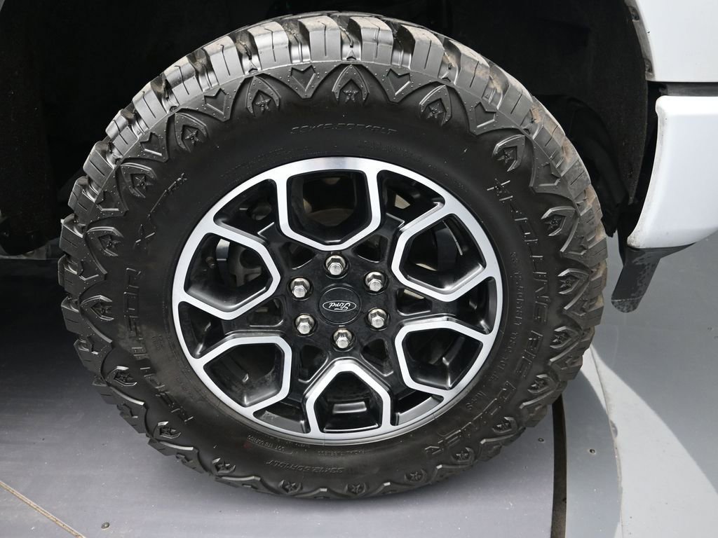 Used 2022 Ford F150 XLT w/ Equipment Group 302A High image 9