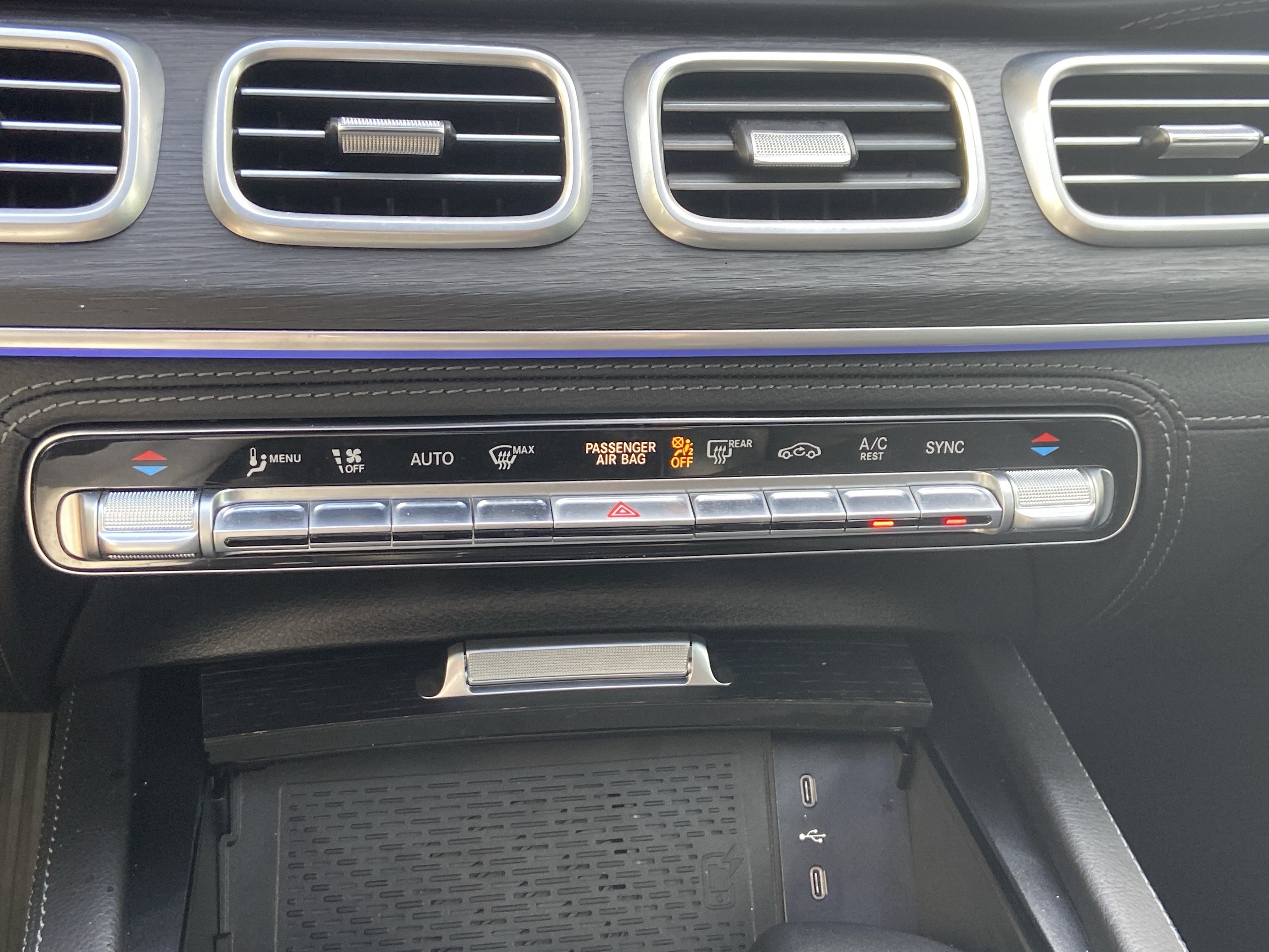 Certified 2025 Mercedes-Benz GLE 580 4MATIC image 33