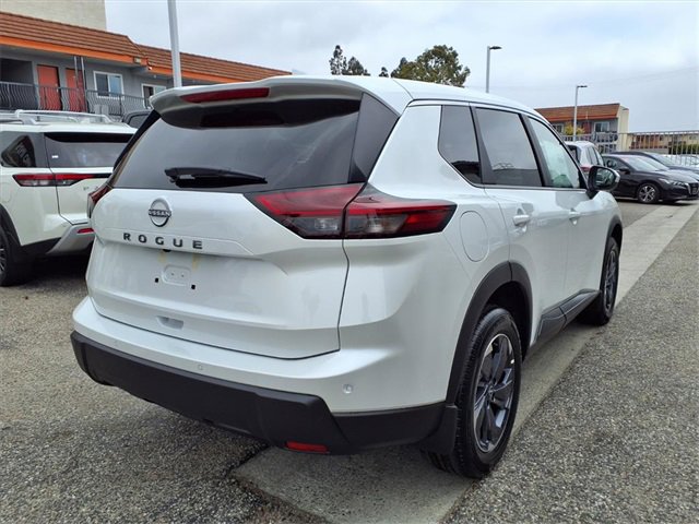 New 2026 Nissan Rogue SV image 8