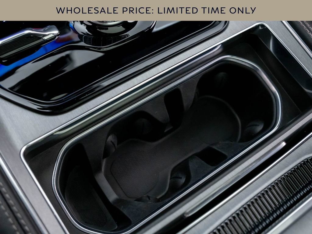 Used 2023 Jeep Wagoneer Series II AWD/4WD image 24