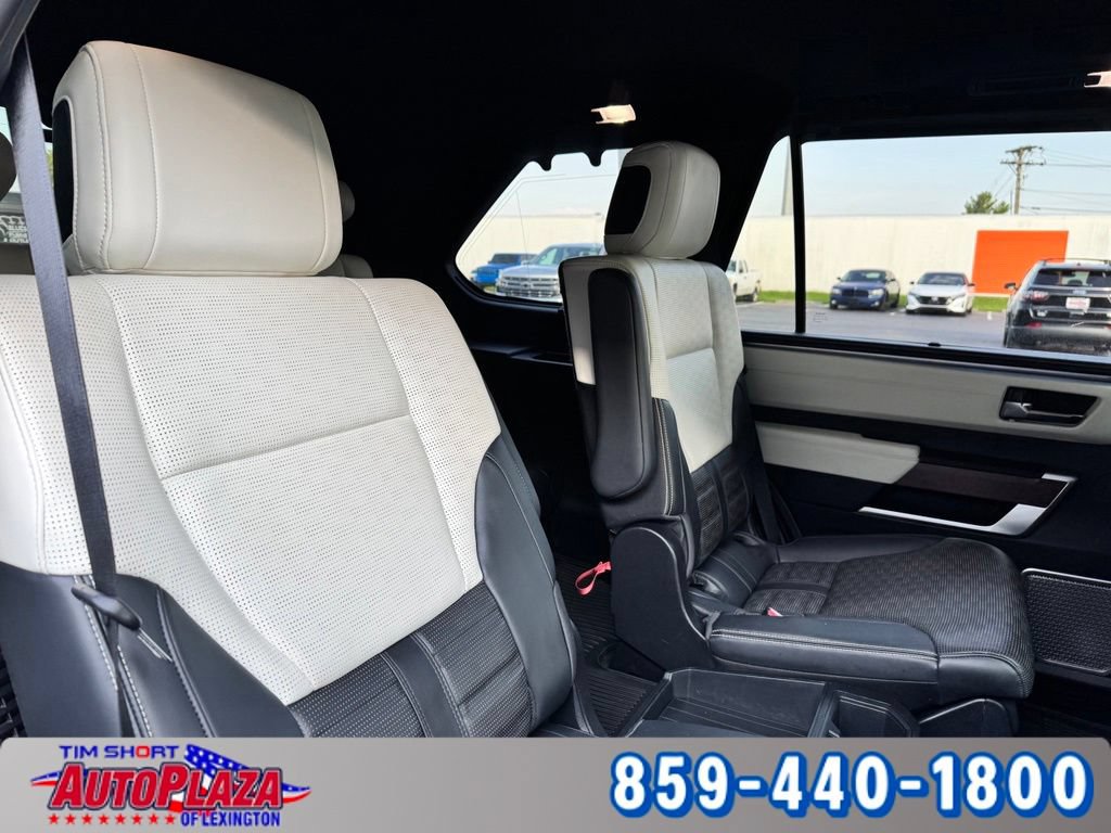 Used 2023 Toyota Sequoia Capstone AWD/4WD image 44