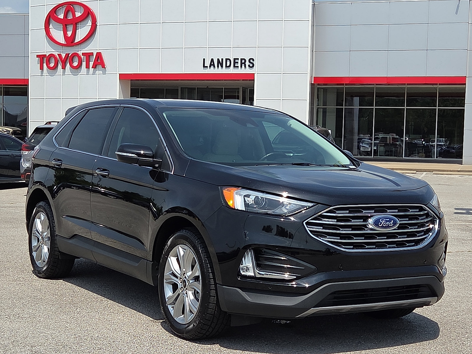 Used 2023 Ford Edge Titanium w/ Cargo Accessory Package