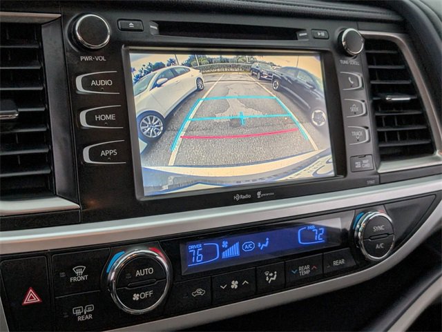 Used 2015 Toyota Highlander XLE image 20