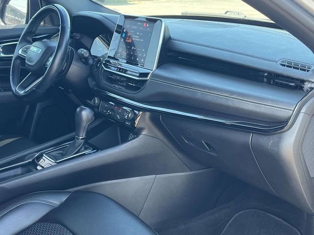 Used 2022 Jeep Compass Latitude image 24