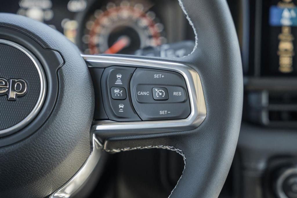 New 2025 Jeep Wrangler Sahara w/ Technology Group image 26