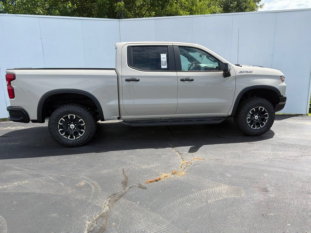 New 2026 Chevrolet Silverado 1500 ZR2 AWD/4WD image 3