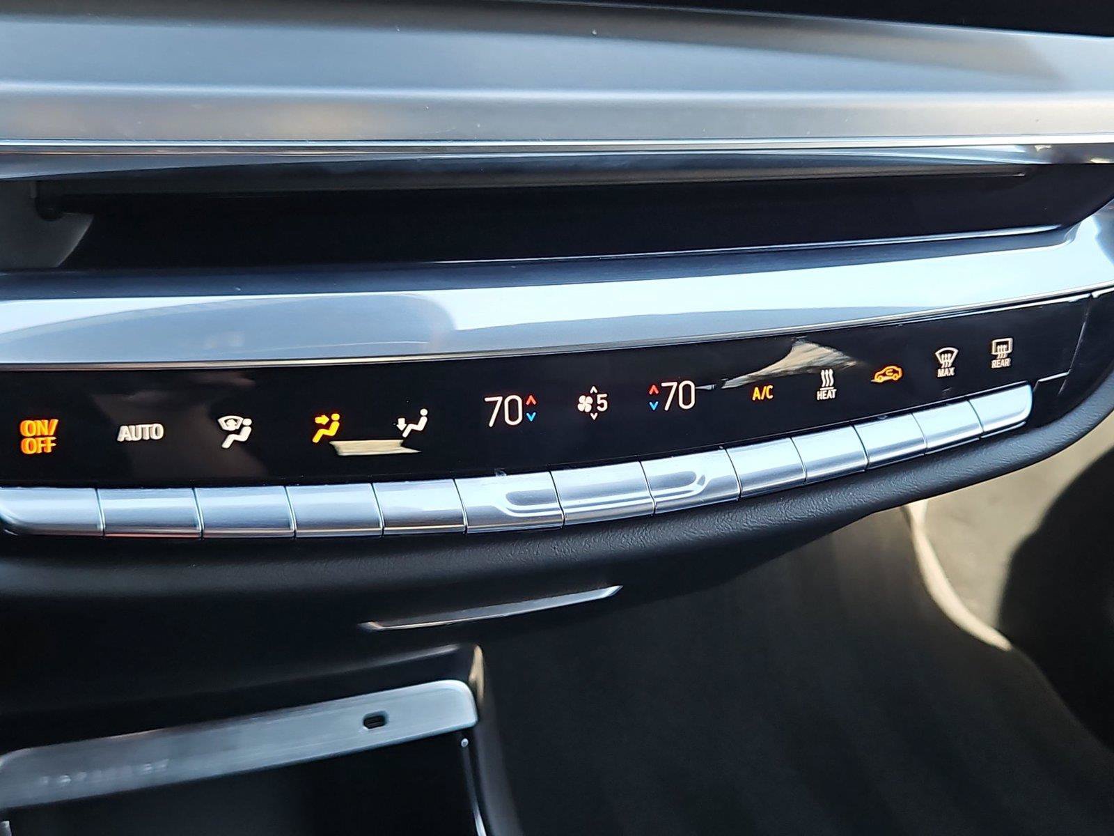 Used 2024 Cadillac Lyriq Luxury RWD image 21