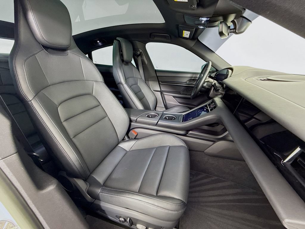 Certified 2023 Porsche Taycan w/ Premium Package RWD image 29