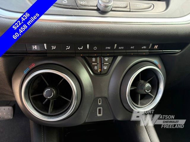 Used 2022 Chevrolet Blazer LT AWD/4WD image 18