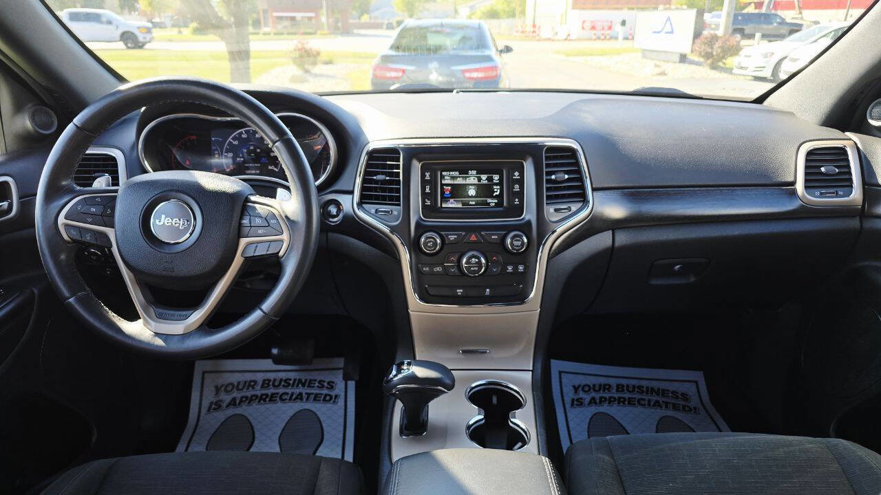 Used 2015 Jeep Grand Cherokee Laredo image 15