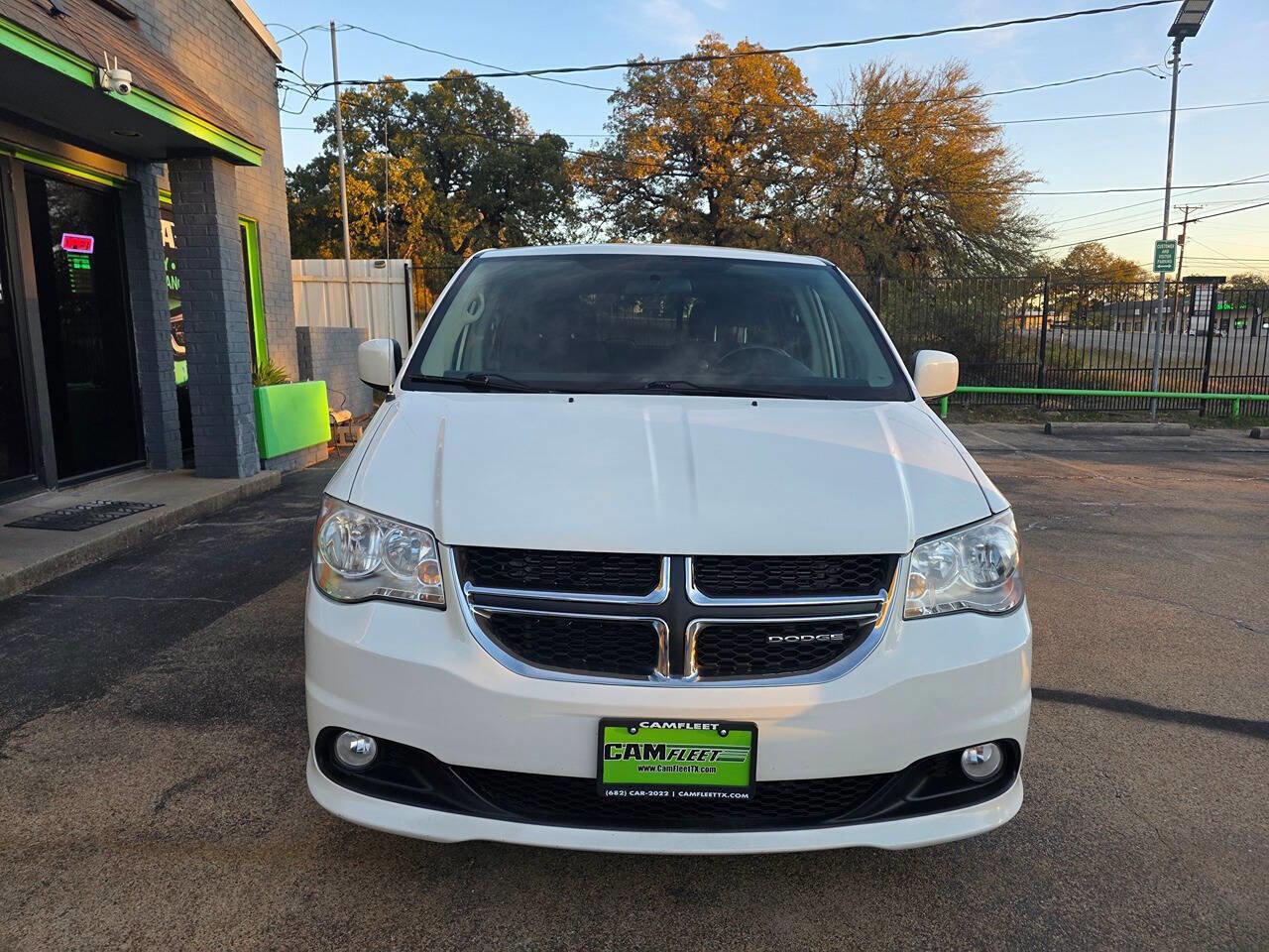 Used 2012 Dodge Grand Caravan Crew image 7