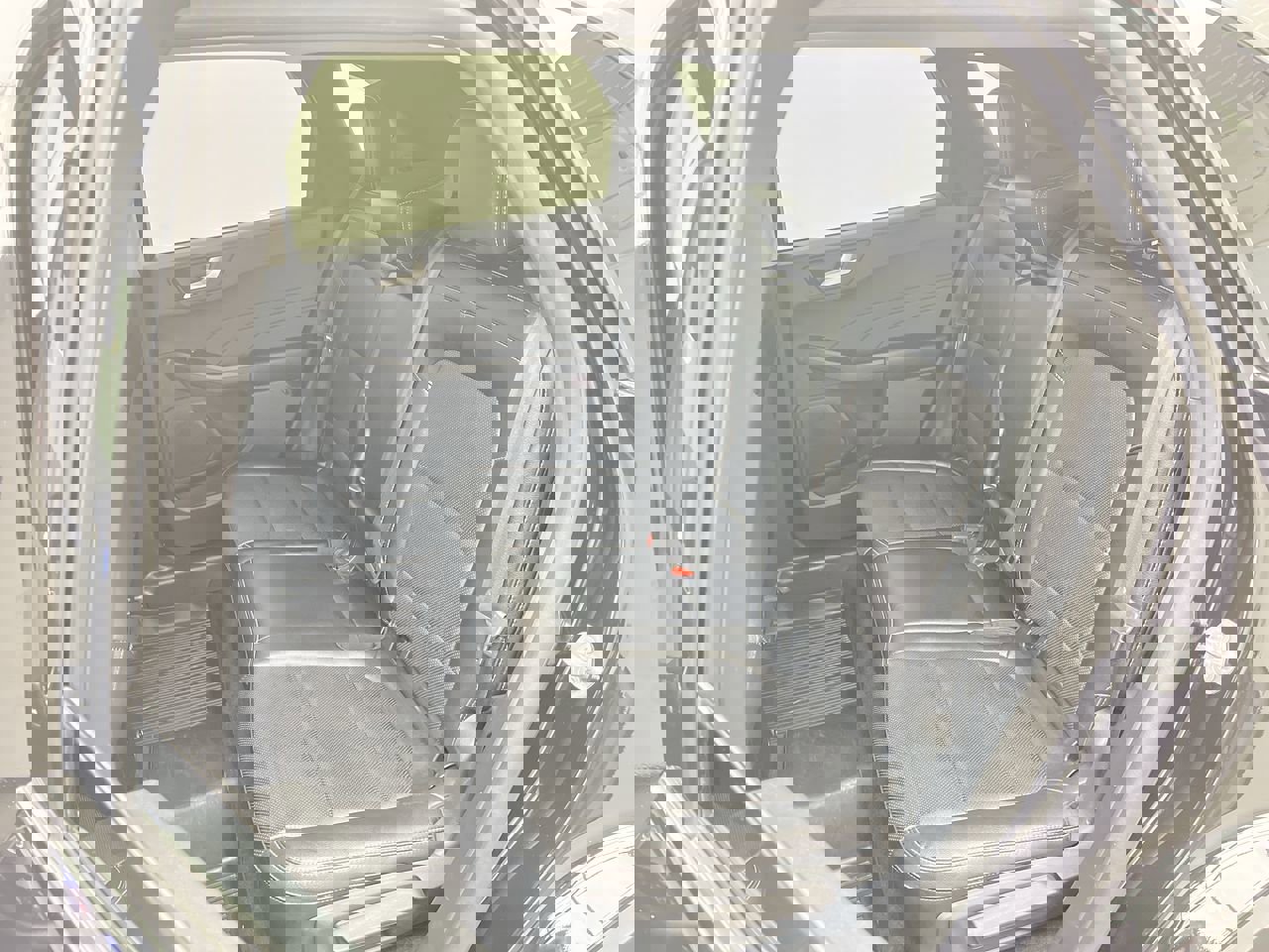 Certified 2022 Ford Escape Titanium w/ Class II Trailer Tow Package image 13