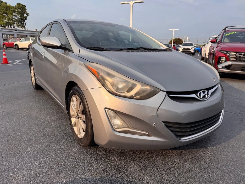 Used 2014 Hyundai Elantra SE w/ Option Group 02 FWD image 7