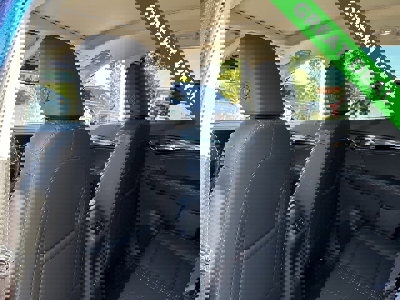 Used 2022 Buick Envision Essence w/ Safety Package image 33