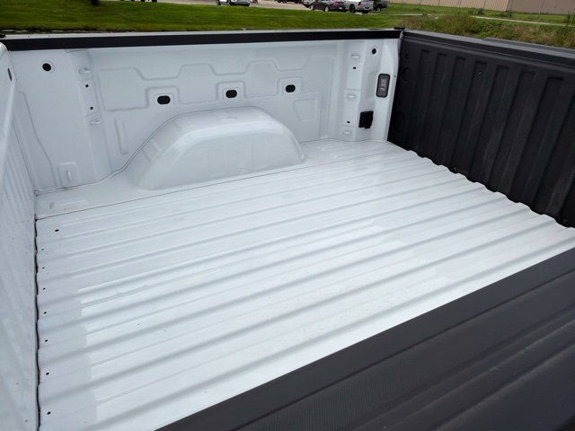 Used 2025 Chevrolet Silverado 1500 LT AWD/4WD image 25