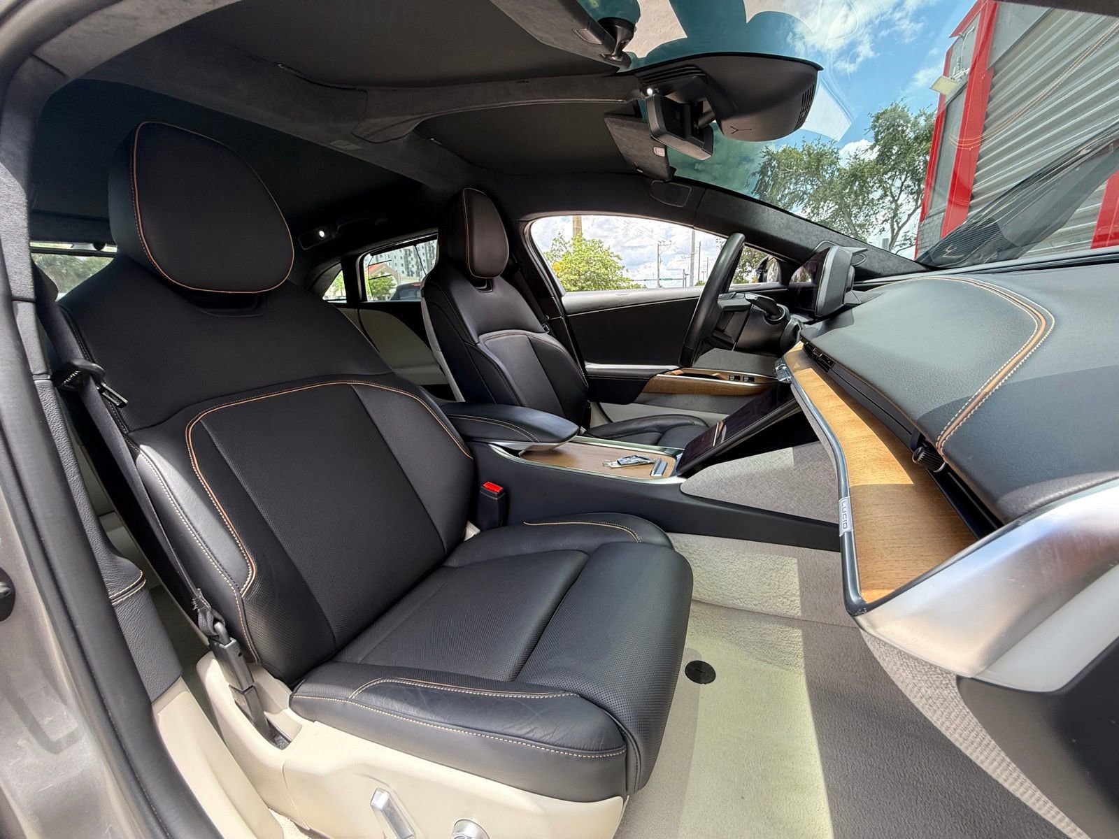 Used 2023 Lucid Air Touring AWD/4WD image 28