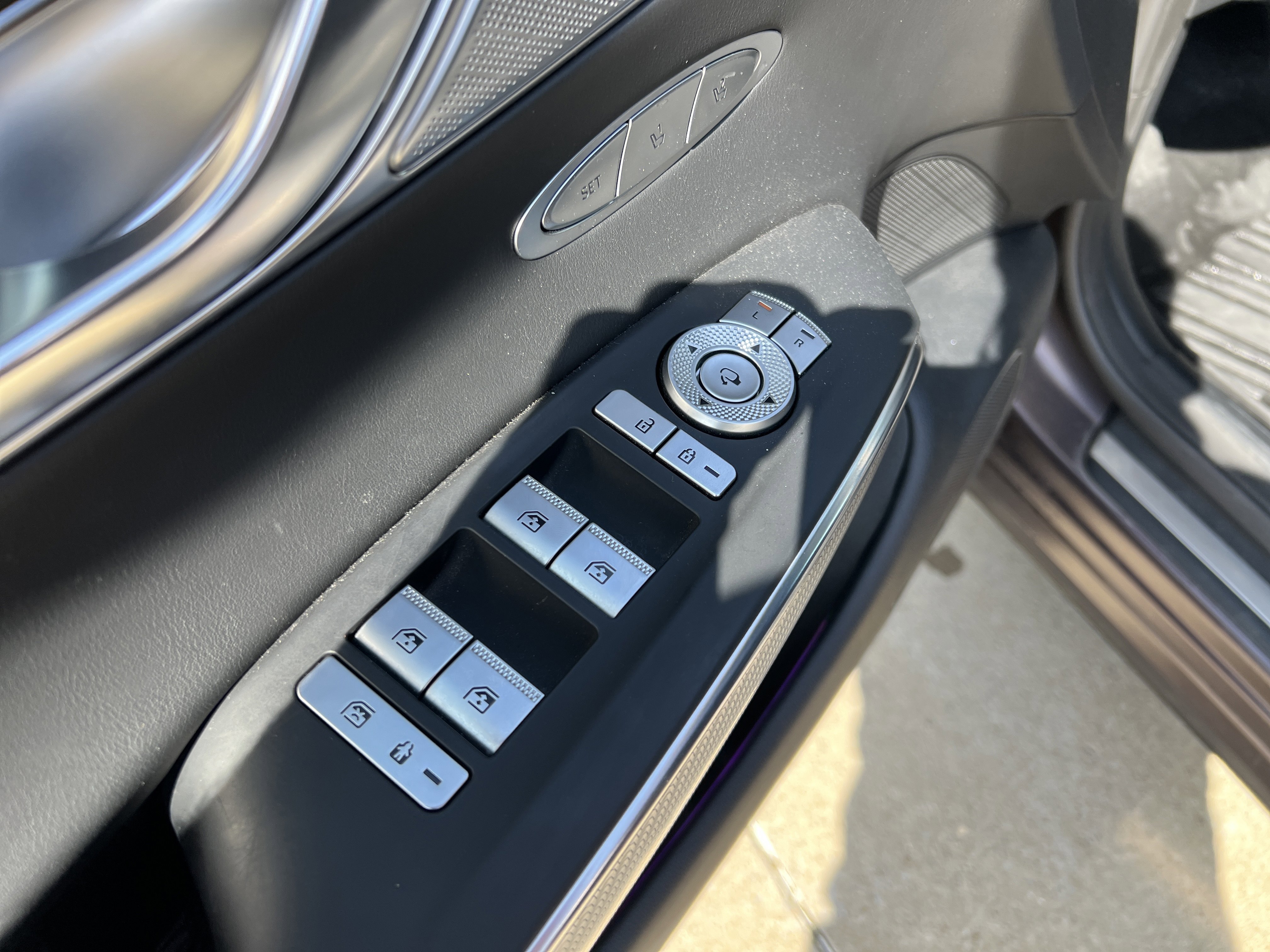 Used 2023 Genesis GV70 2.5T w/ Sport Prestige Package image 14