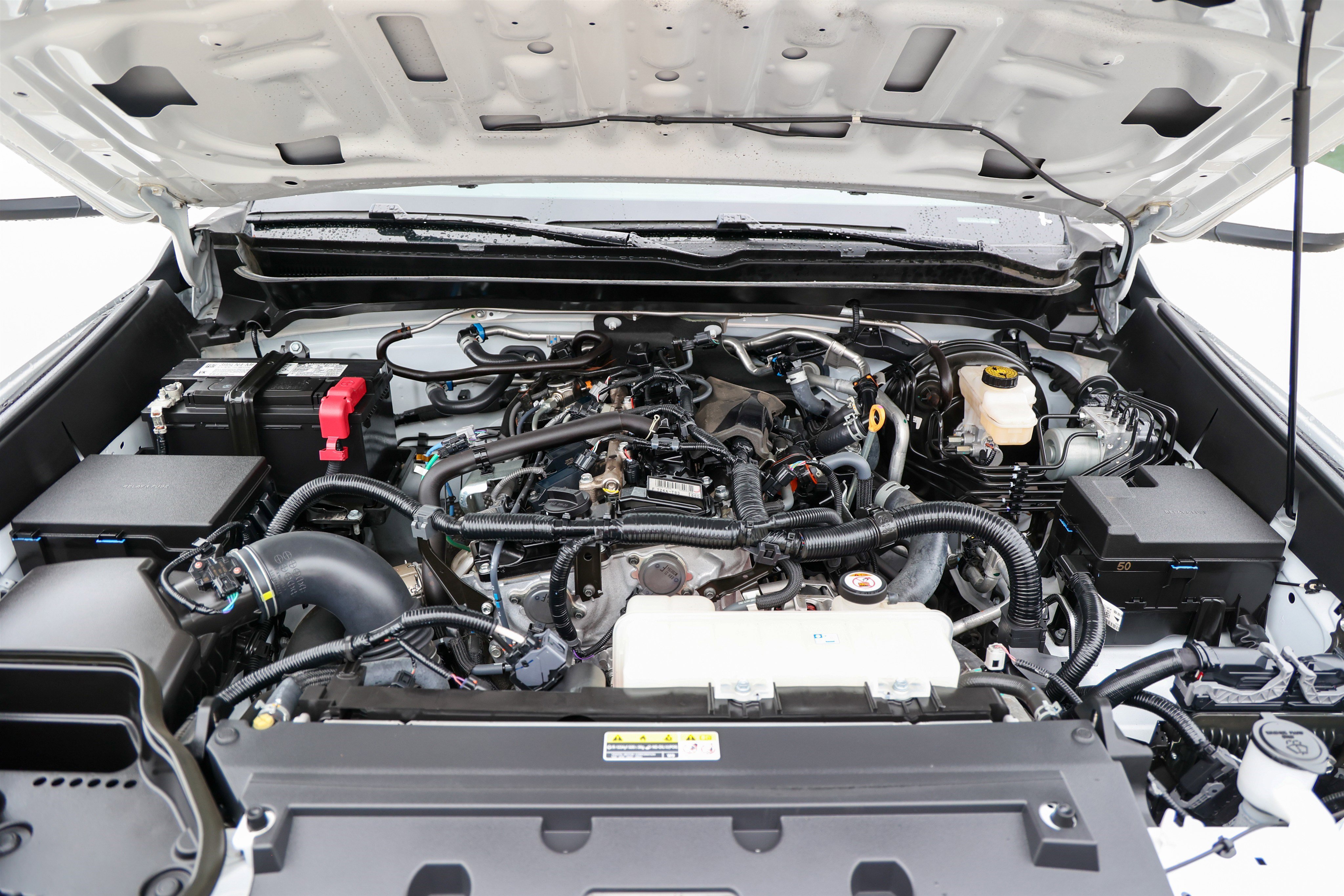 Certified 2024 Toyota Tacoma TRD Off-Road AWD/4WD image 17