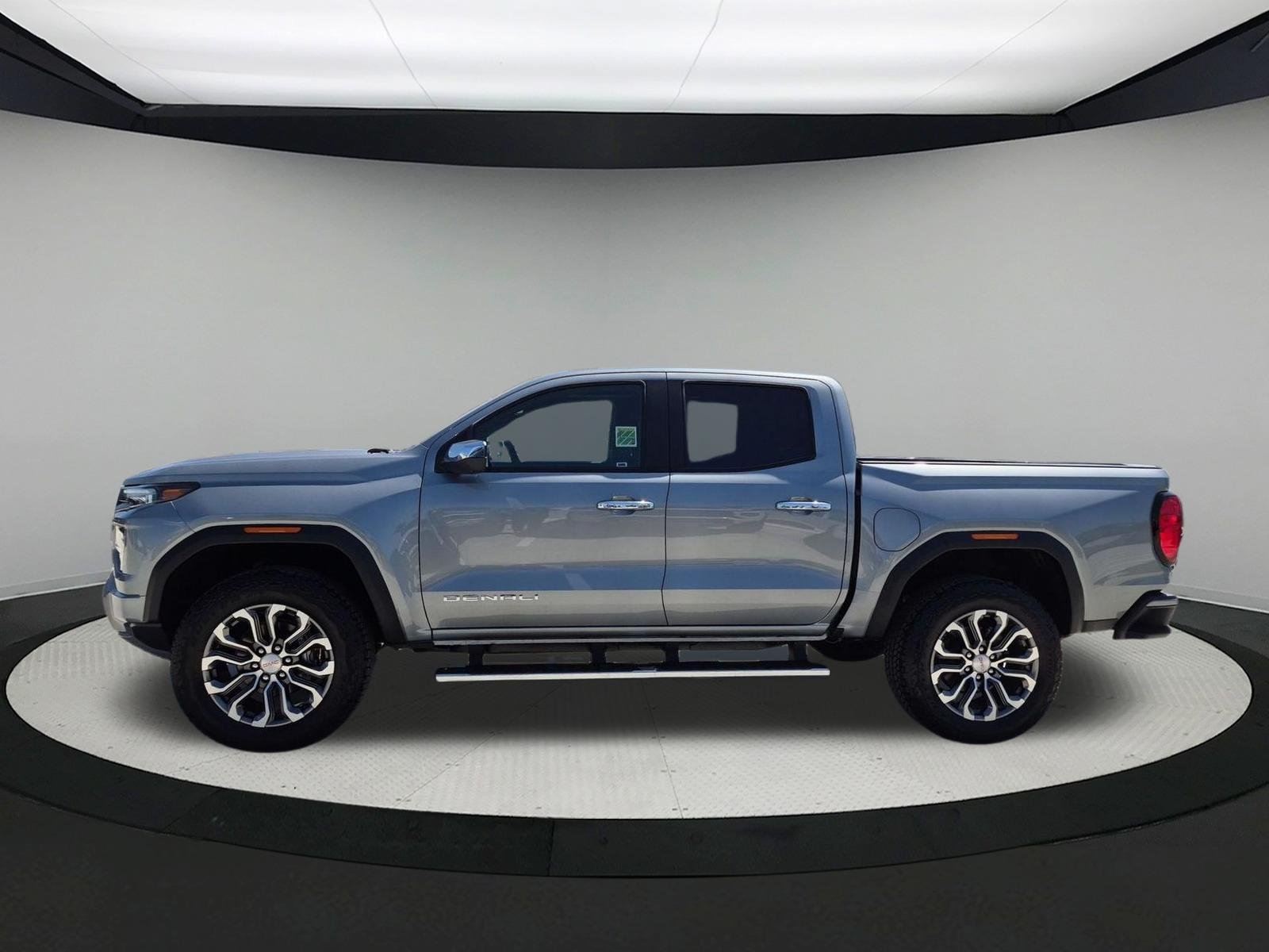 New 2026 GMC Canyon Denali AWD/4WD image 2