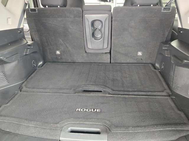 Used 2019 Nissan Rogue SV AWD/4WD image 15