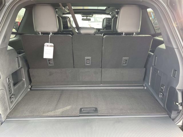 New 2026 Ford Expedition Platinum w/ Stealth Performance Package image 12