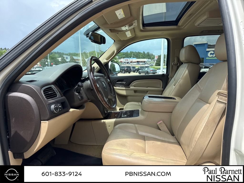 Used 2014 GMC Yukon Denali RWD image 15