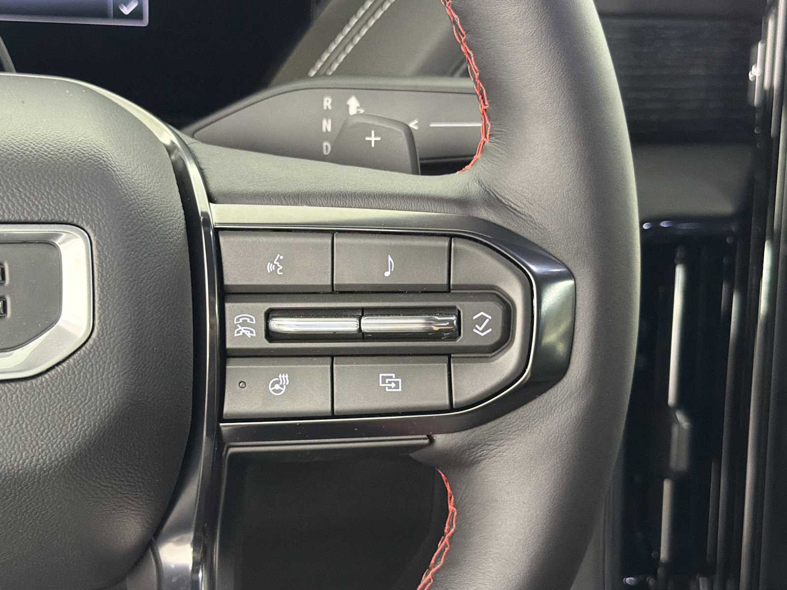 New 2026 GMC Yukon AT4 Ultimate AWD/4WD image 25