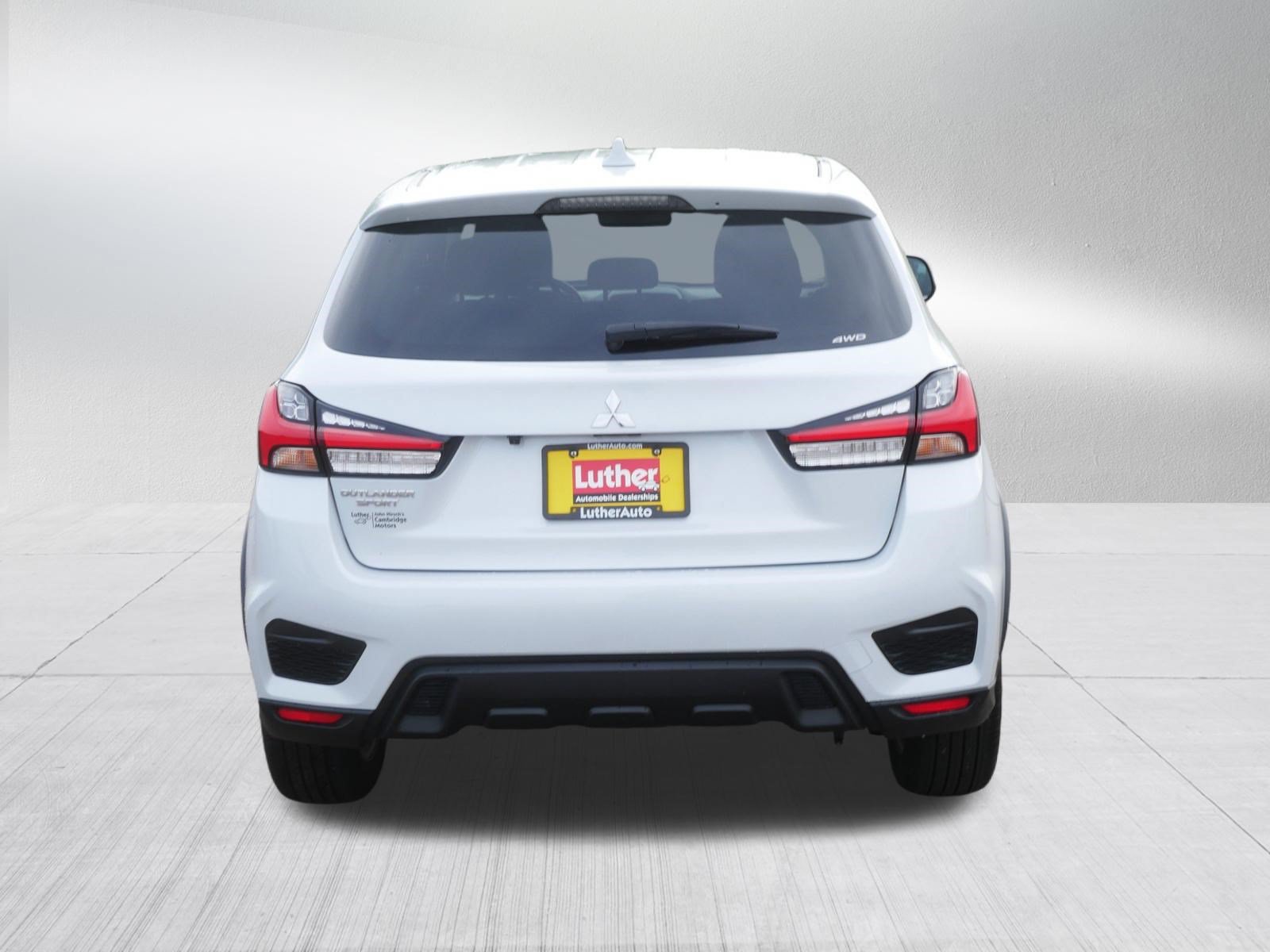 Used 2025 Mitsubishi Outlander Sport ES AWD/4WD image 6