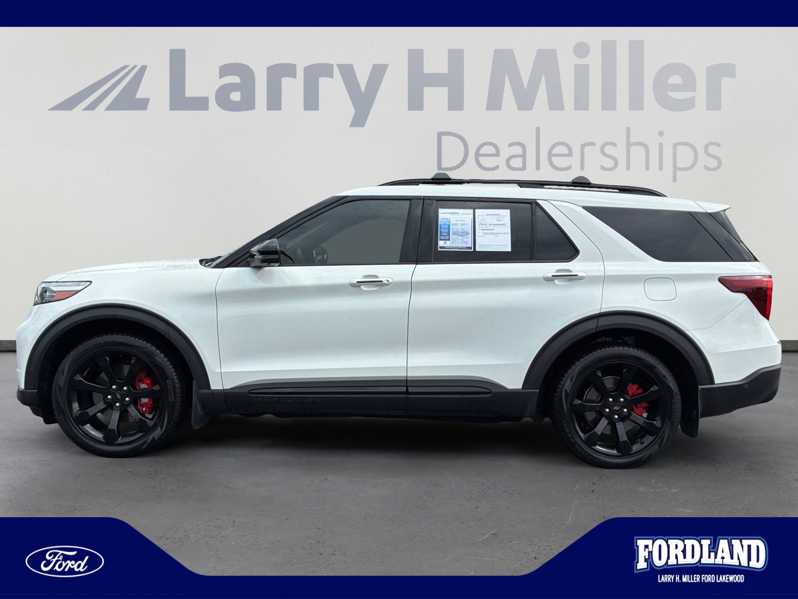 Used 2020 Ford Explorer ST w/ ST Street Pack AWD/4WD image 2