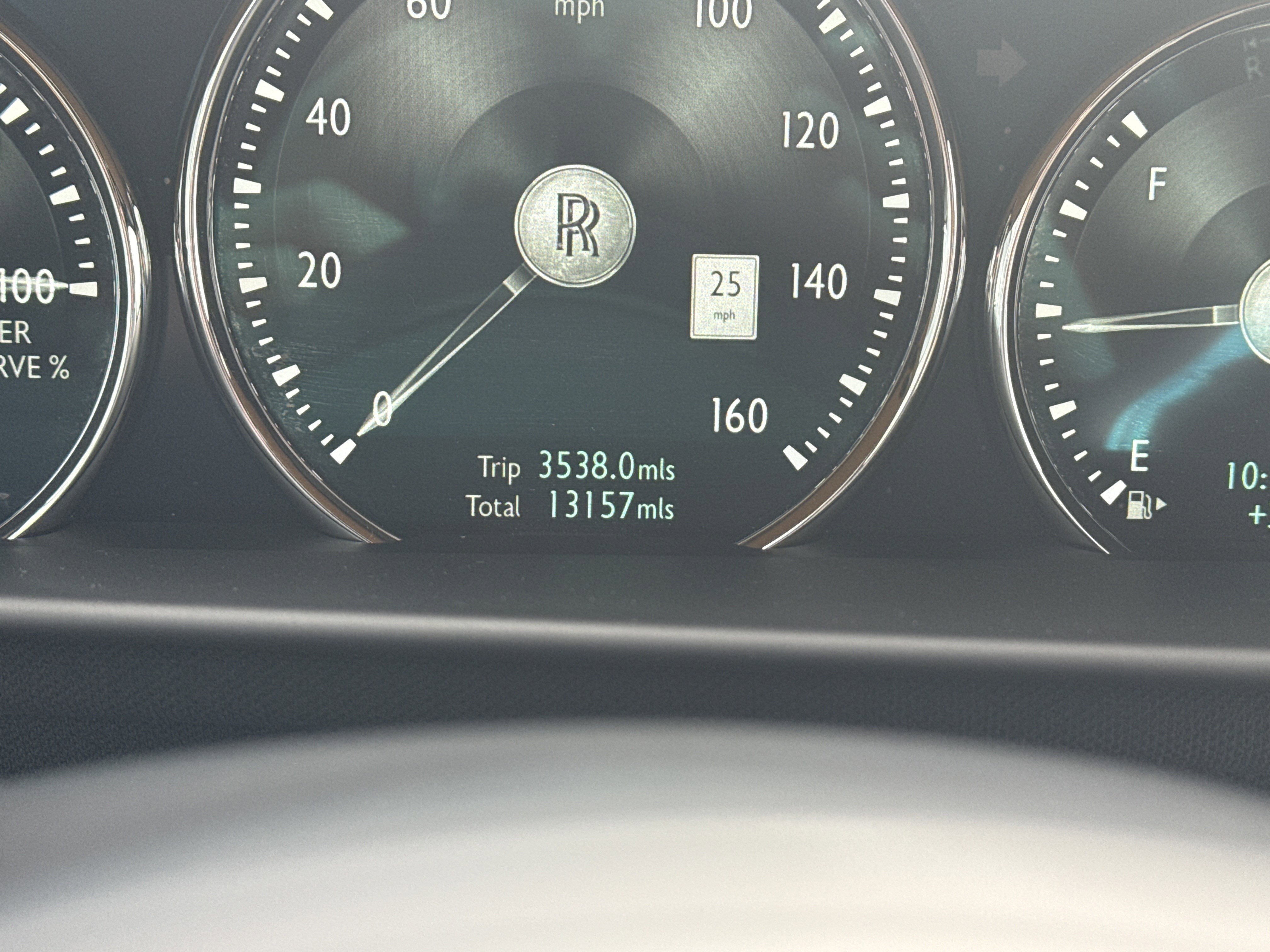 Used 2024 Rolls-Royce Cullinan w/ Interior Detailing Package image 21