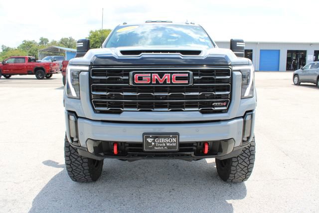 Used 2024 GMC Sierra 2500 AT4 w/ AT4 Premium Plus Package image 2
