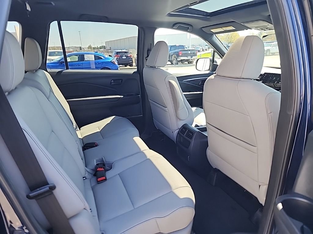 Certified 2023 Honda Passport EX-L image 31