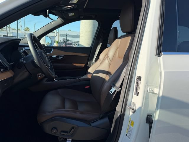 Certified 2024 Volvo XC90 B5 Plus w/ Protection Package AWD/4WD image 12