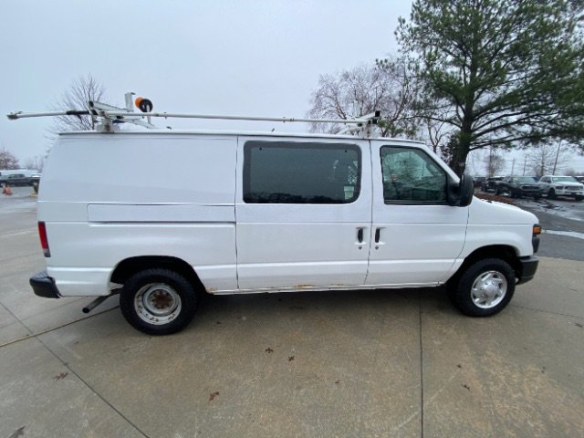 Used 2014 Ford E-150 and Econoline 150 image 11