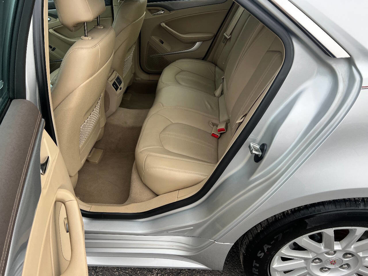 Used 2013 Cadillac CTS Luxury image 20