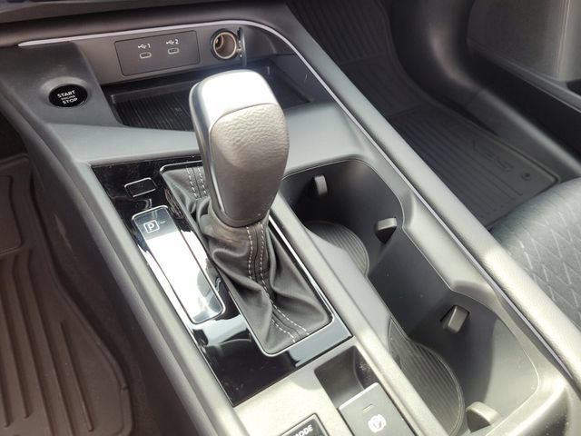 New 2026 Nissan Sentra SV w/ SV Convenience Package FWD image 17