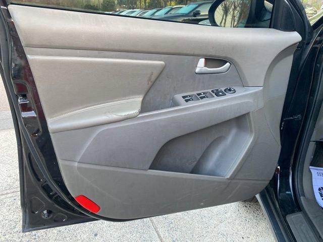 Used 2016 Kia Sportage EX image 18