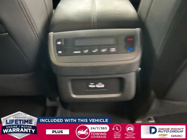 Used 2025 Nissan Pathfinder SL image 29