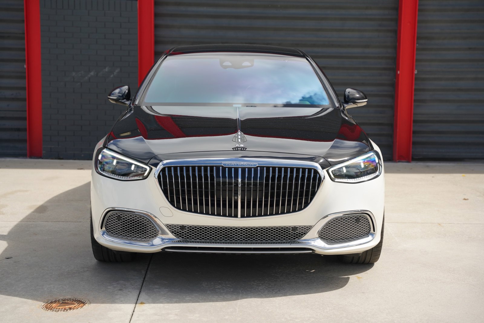 Used 2021 Mercedes-Benz Maybach S 580 4MATIC image 3