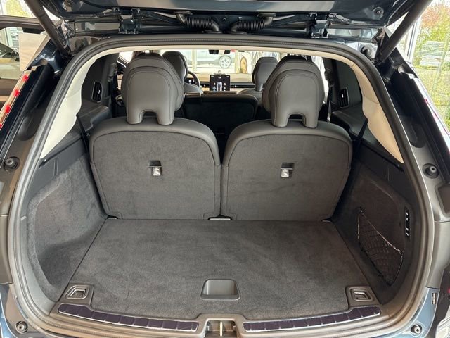 New 2025 Volvo EX90 Ultra image 12