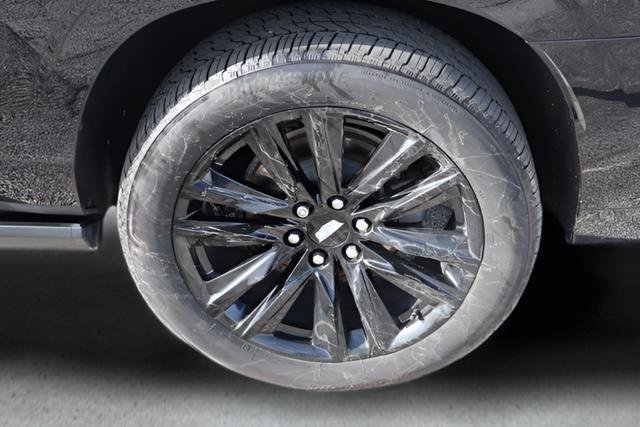 Used 2022 Cadillac Escalade ESV Sport w/ Touring Package image 10