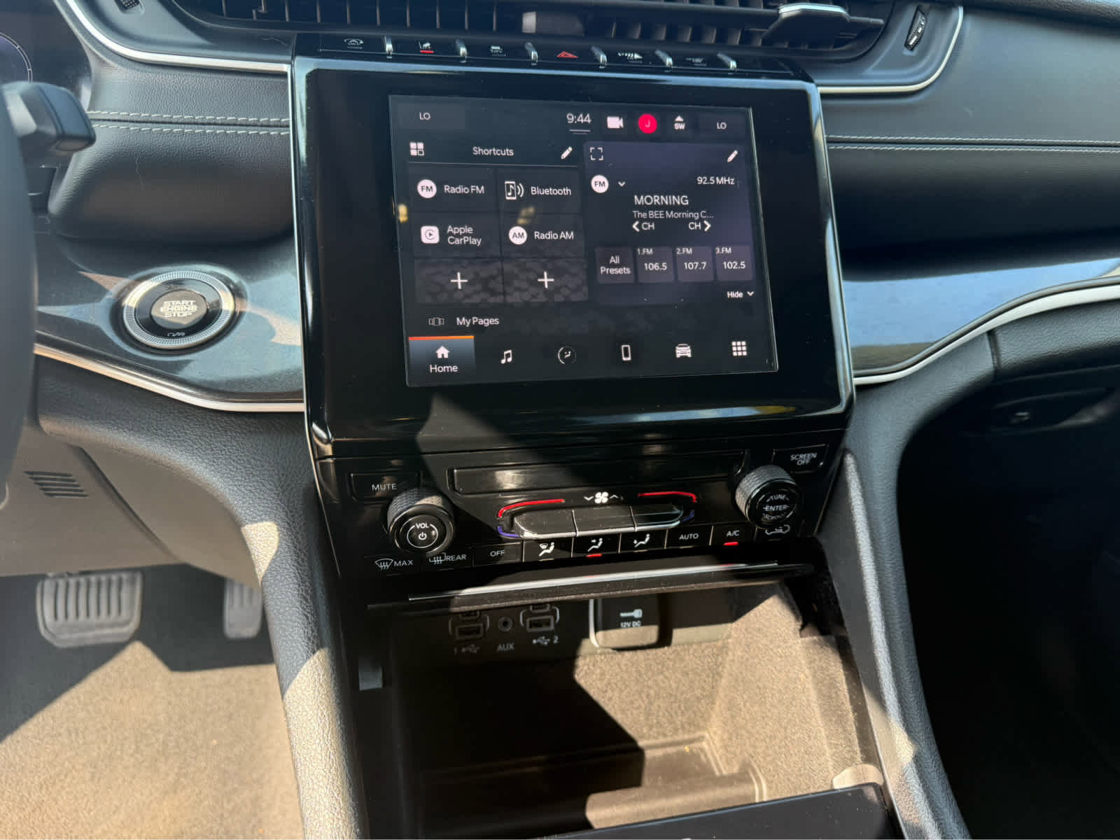 Used 2022 Jeep Grand Cherokee L Laredo w/ Luxury Tech Group I image 13